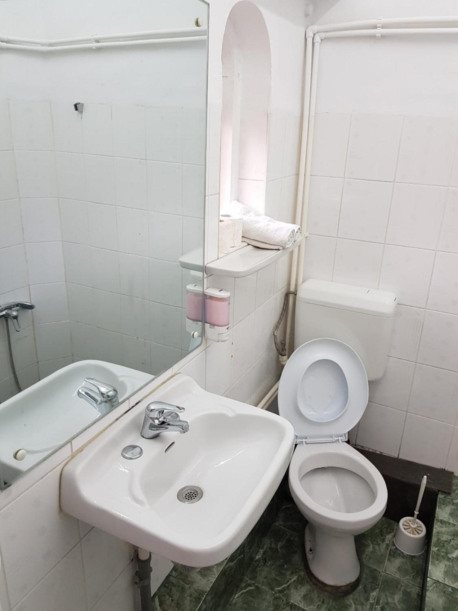 12 Residence Cotroceni Boekarest Kamer foto