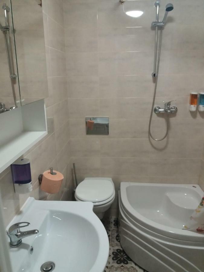 12 Residence Cotroceni Boekarest Buitenkant foto