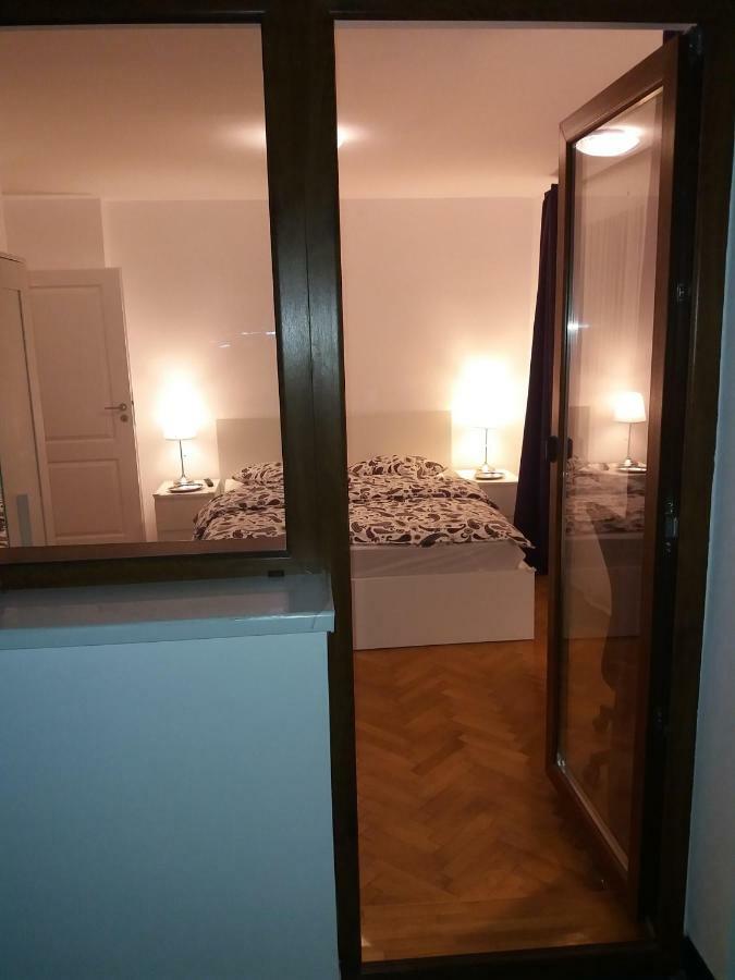 12 Residence Cotroceni Boekarest Buitenkant foto