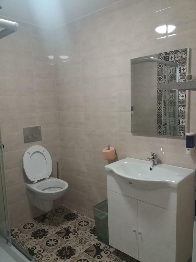 12 Residence Cotroceni Boekarest Buitenkant foto