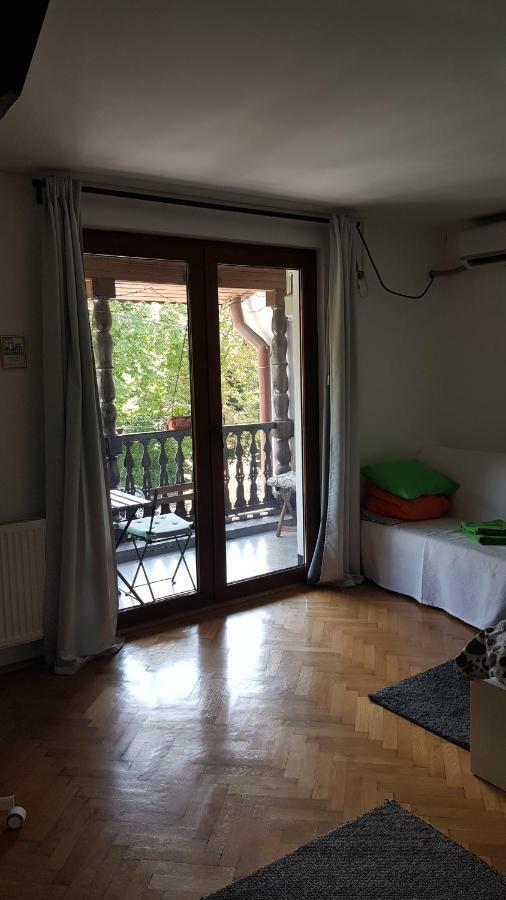 12 Residence Cotroceni Boekarest Buitenkant foto